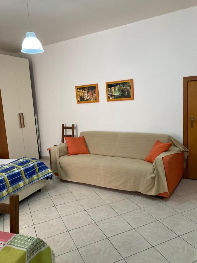 The Ronco Apartment Syracuse Exterior foto
