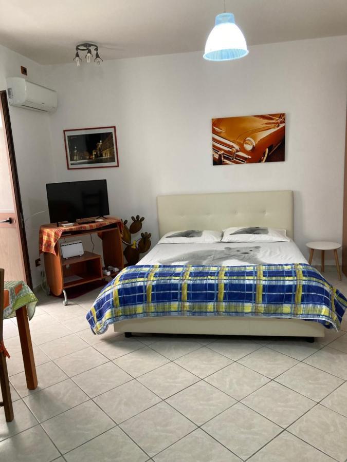 The Ronco Apartment Syracuse Exterior foto